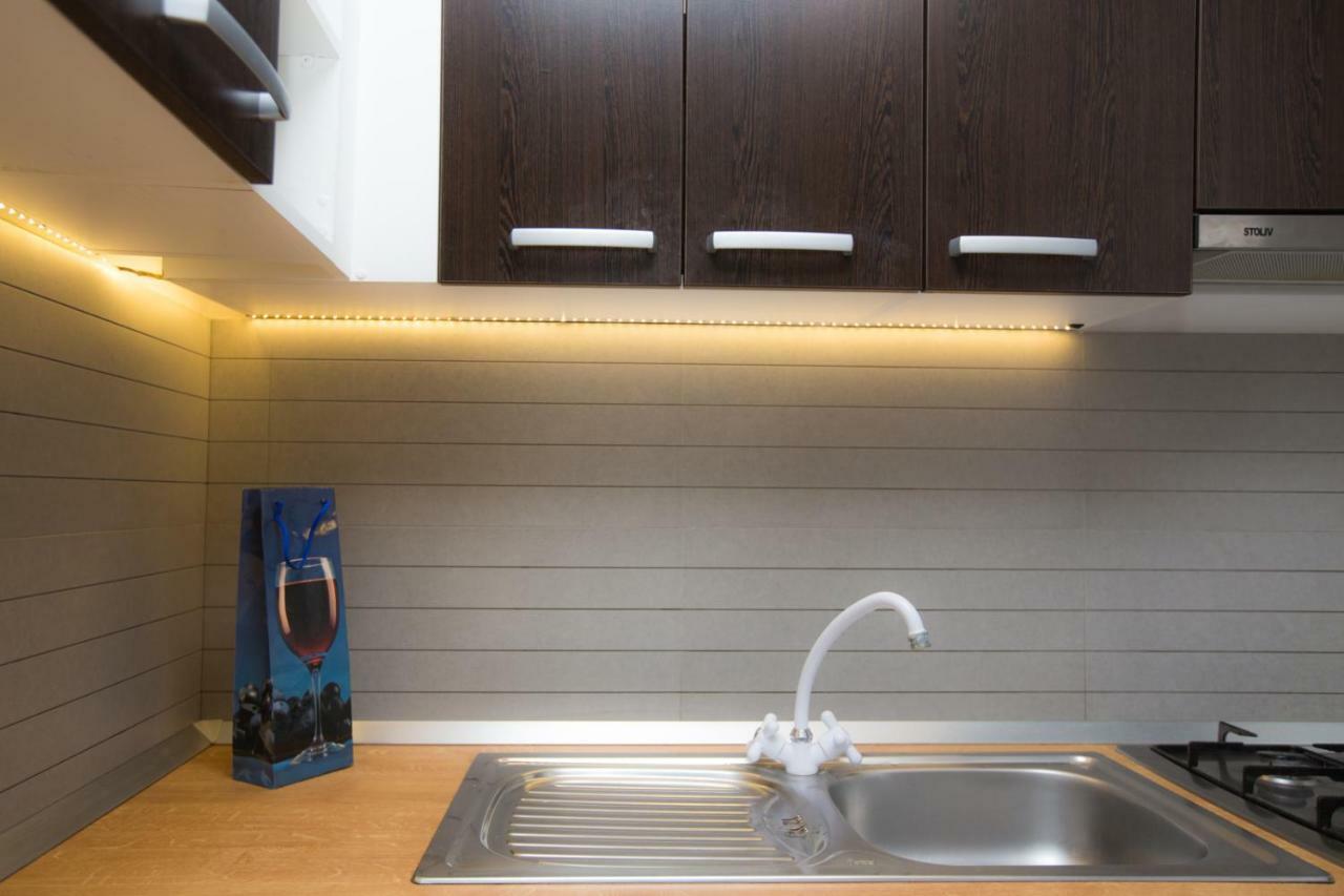 Riverview Apartment オシエク エクステリア 写真